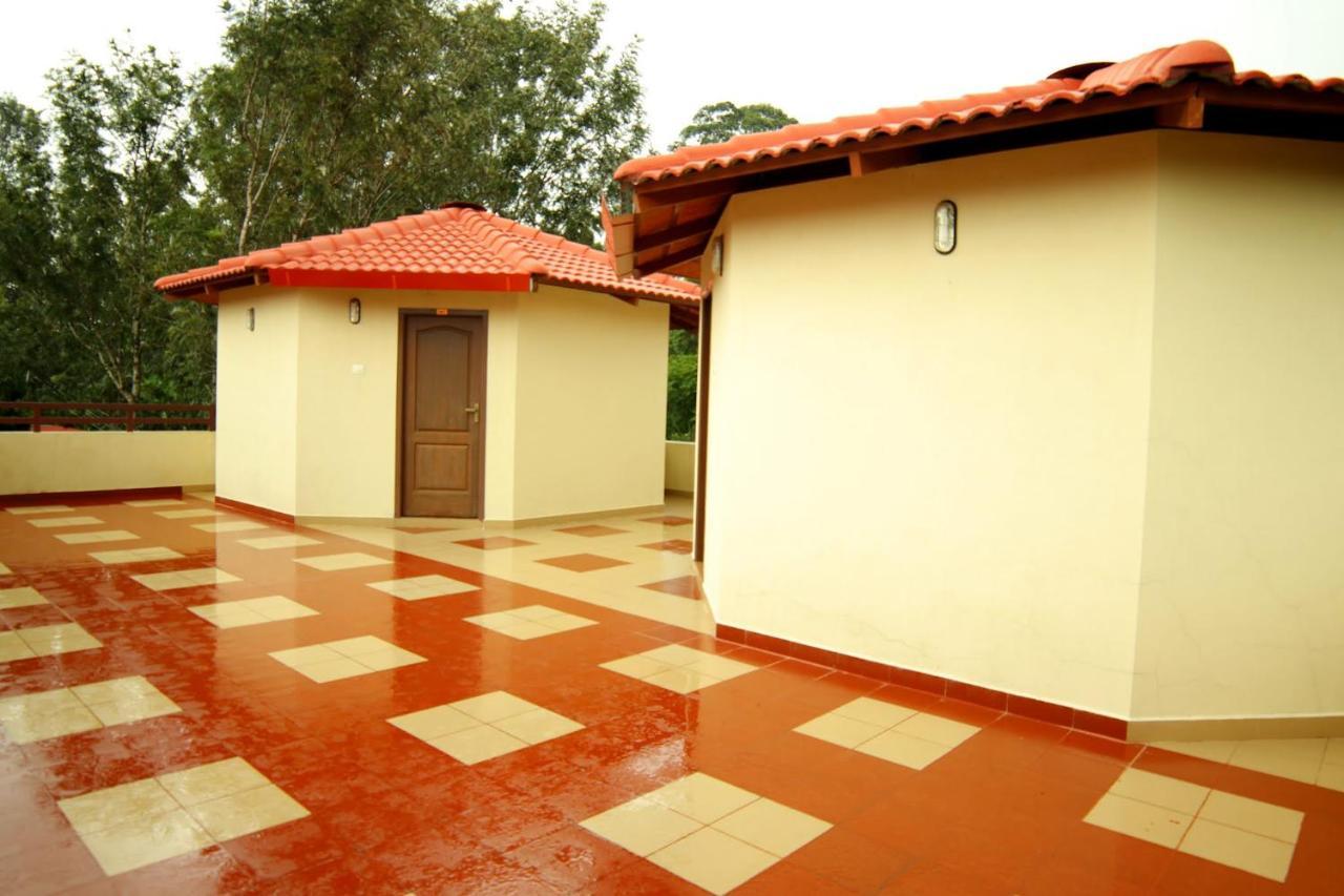 Ack Palacce Inn Yercaud Exterior photo